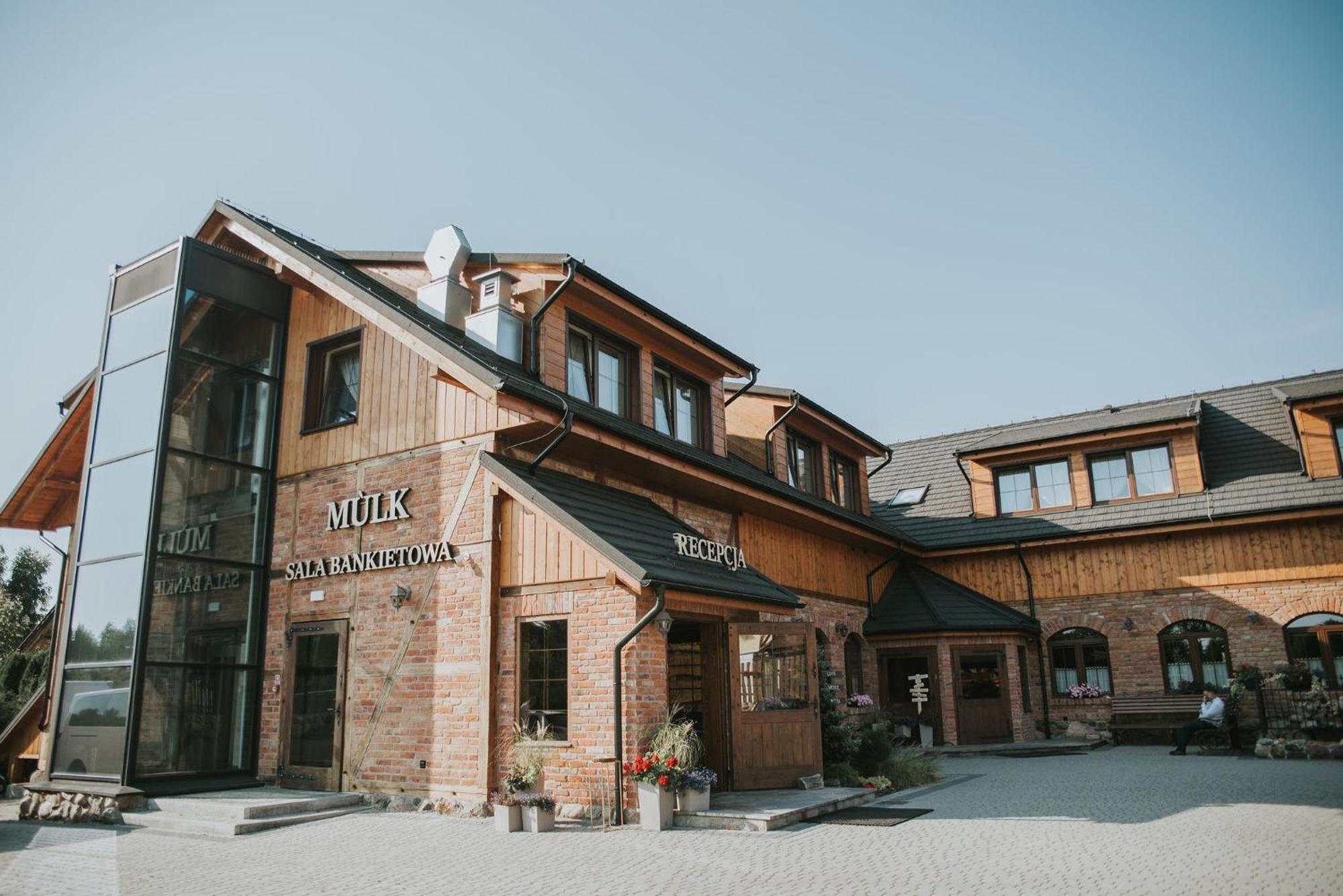 Mulk Checz Kaszebsko Bed & Breakfast